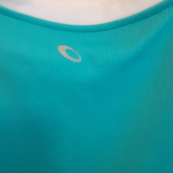 Tech Gear Top - Picture 5 of 5